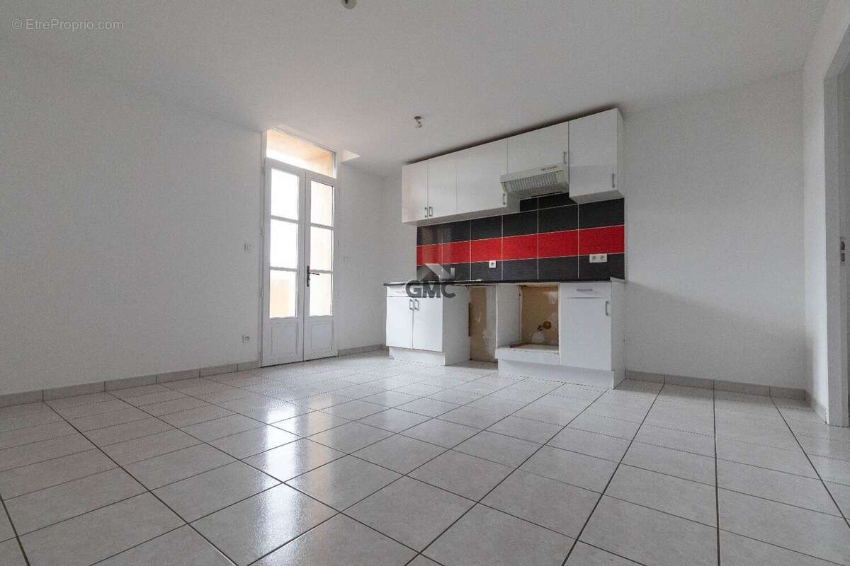 Photo 2 - Appartement à MONTAGNAC