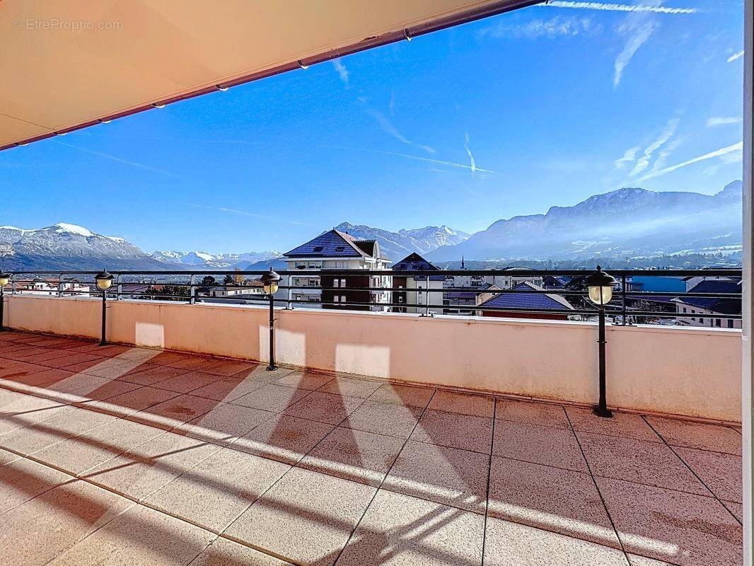 Appartement à LA ROCHE-SUR-FORON