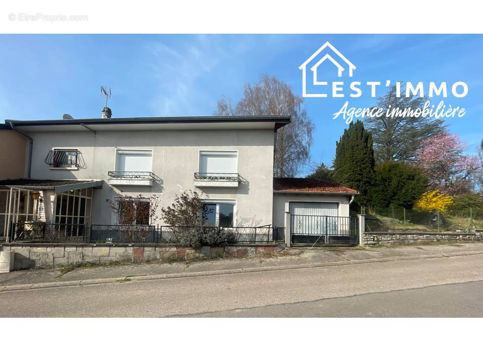 Maison à UBEXY