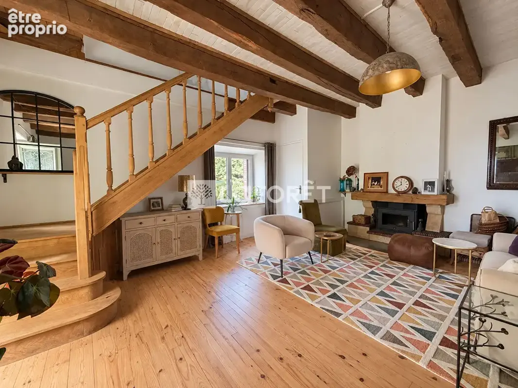 Maison  en pierre renovee avec grange - photo 2