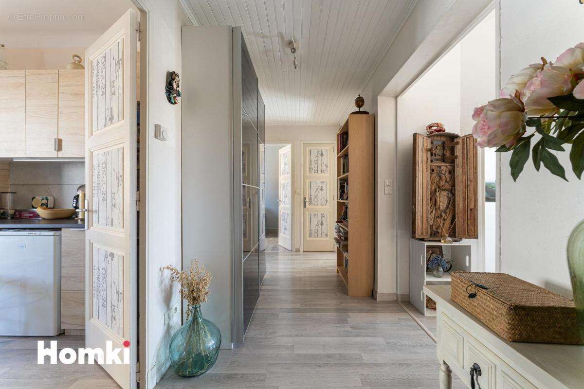 Appartement T4 de 80 m2 à Marseille 13007, Avenue de la Corse - photo 10