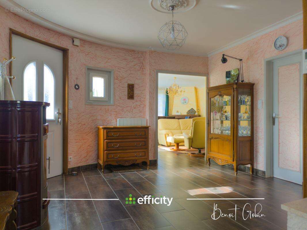 Maison à CARHAIX-PLOUGUER