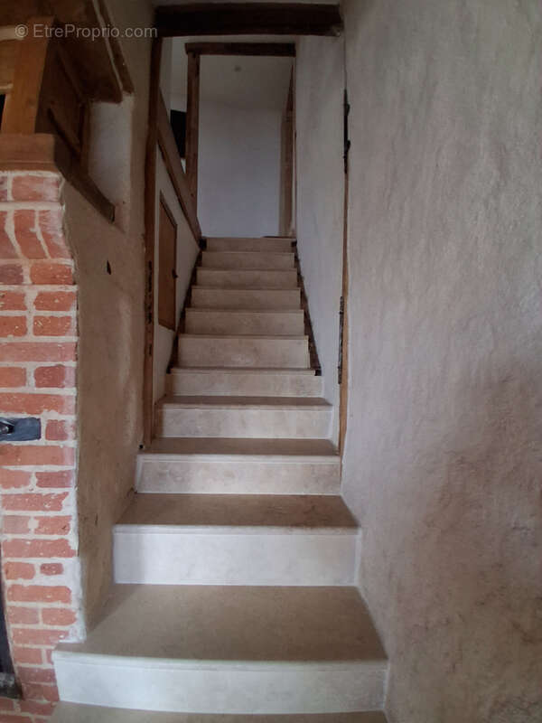 Maison à FLEURY-LA-MONTAGNE