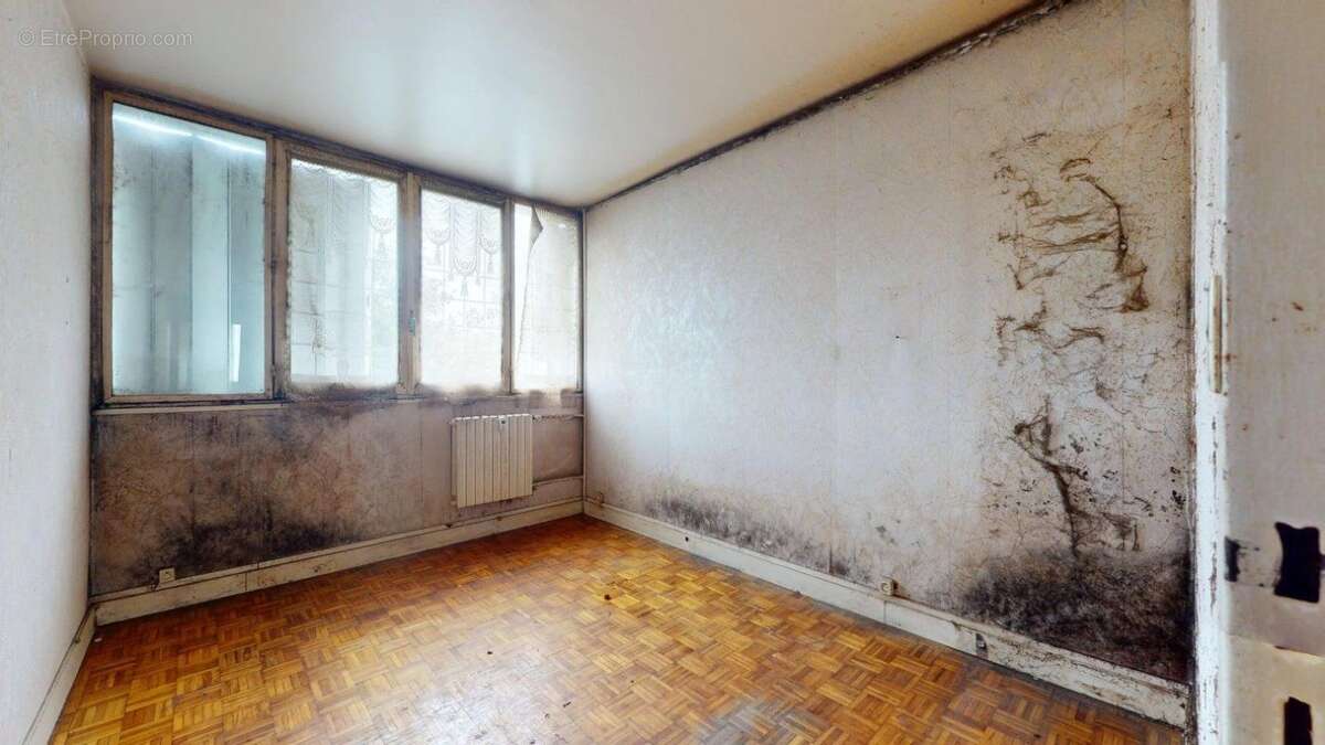 Appartement à LE PLESSIS-TREVISE