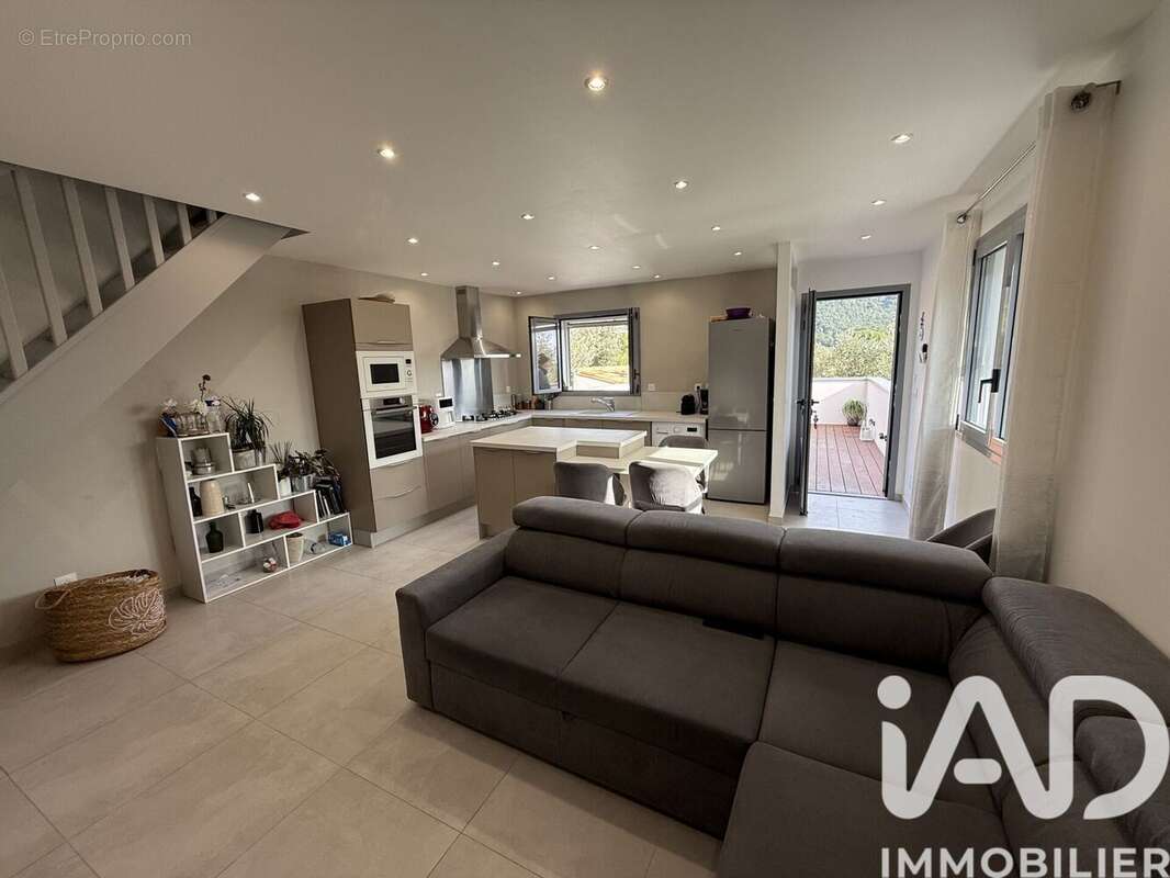 Photo 2 - Appartement à LA VALETTE-DU-VAR