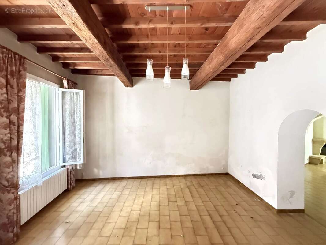 Maison 5 pièces avec jardin et terrasse - photo 6