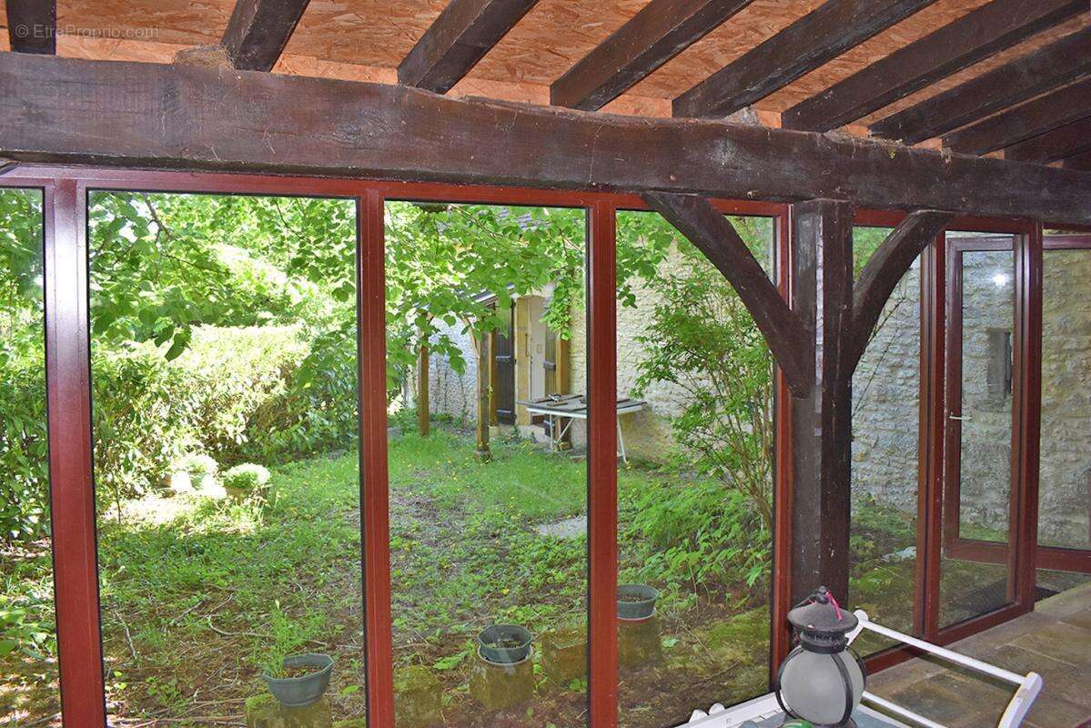 Maison à SAINT-AMAND-DE-COLY