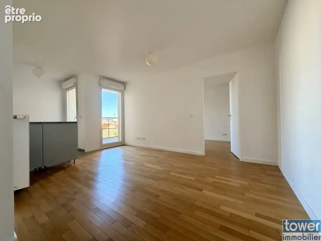 Appartement en plein cœur du centre-ville de DRANCY ! - photo 2