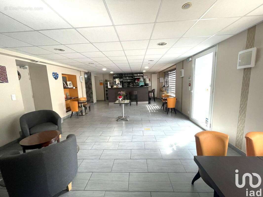 Photo 4 - Commerce à PLOUFRAGAN