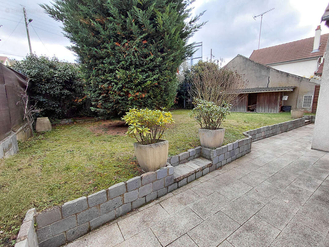 Maison à MONTIGNY-LES-CORMEILLES