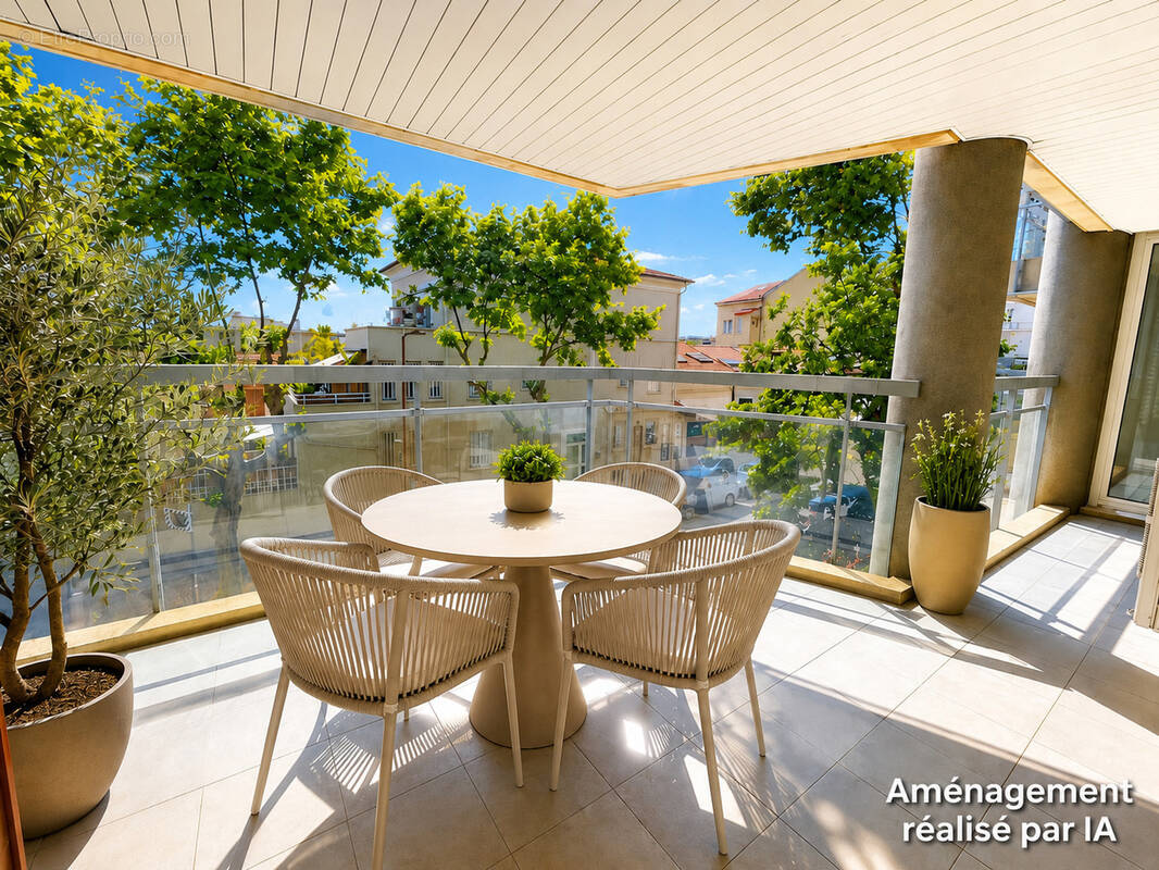 Appartement à LE CANNET