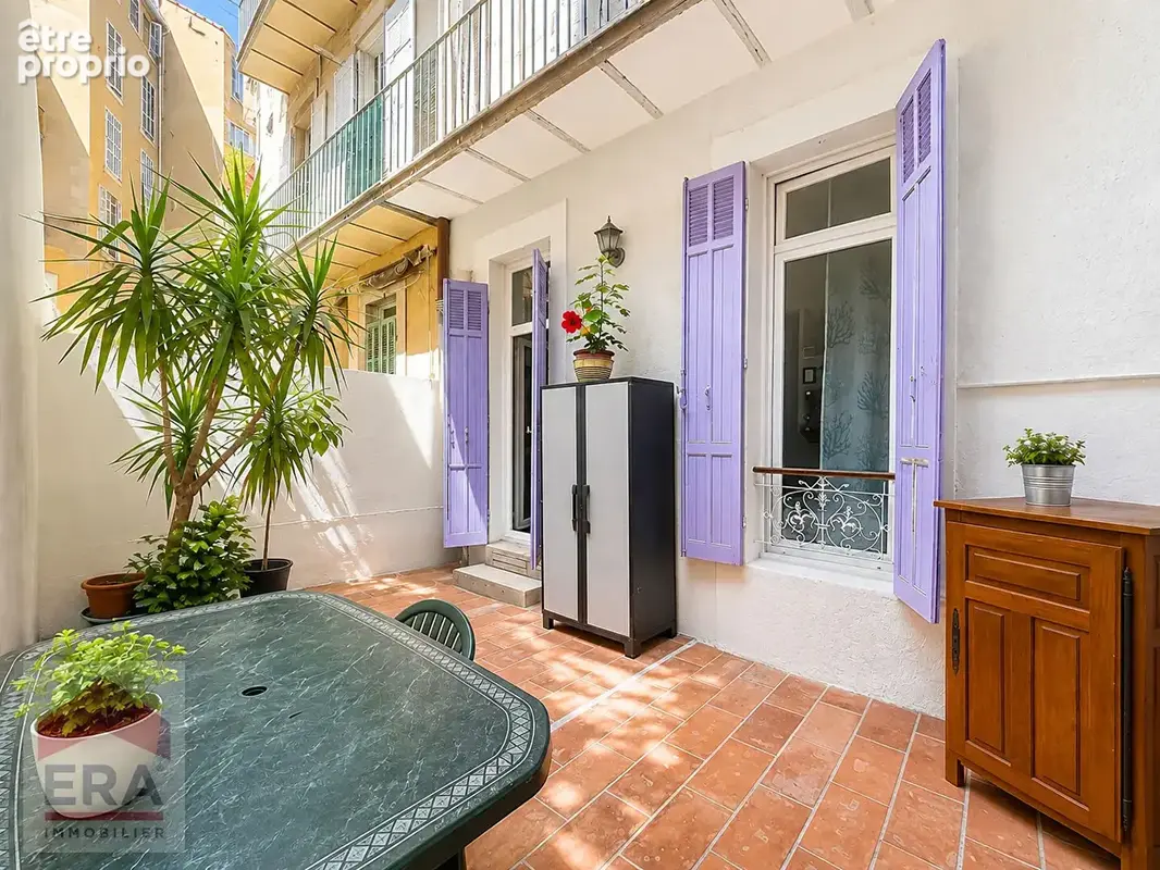 Appartement à MARSEILLE-3E