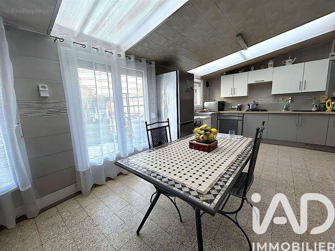 Maison 101 m² à Roeulx  - photo 5