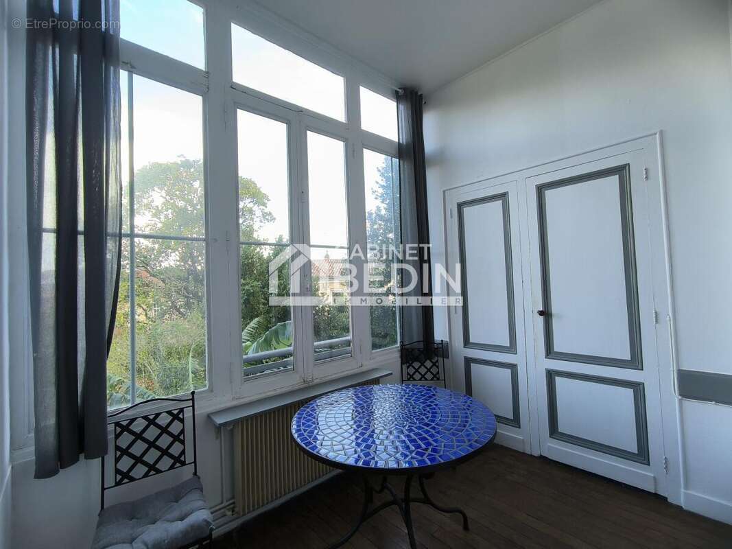 Appartement à BORDEAUX