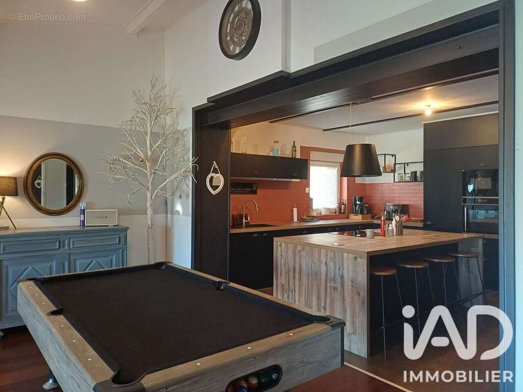 Maison 160 m² à Saint-Amand-Les-Eaux  - photo 8