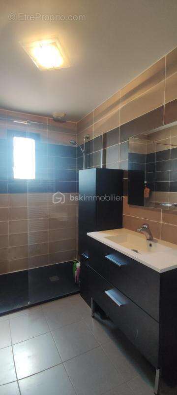 Villa moderne de 106m² - 4 chambres - garage - jardin - photo 10