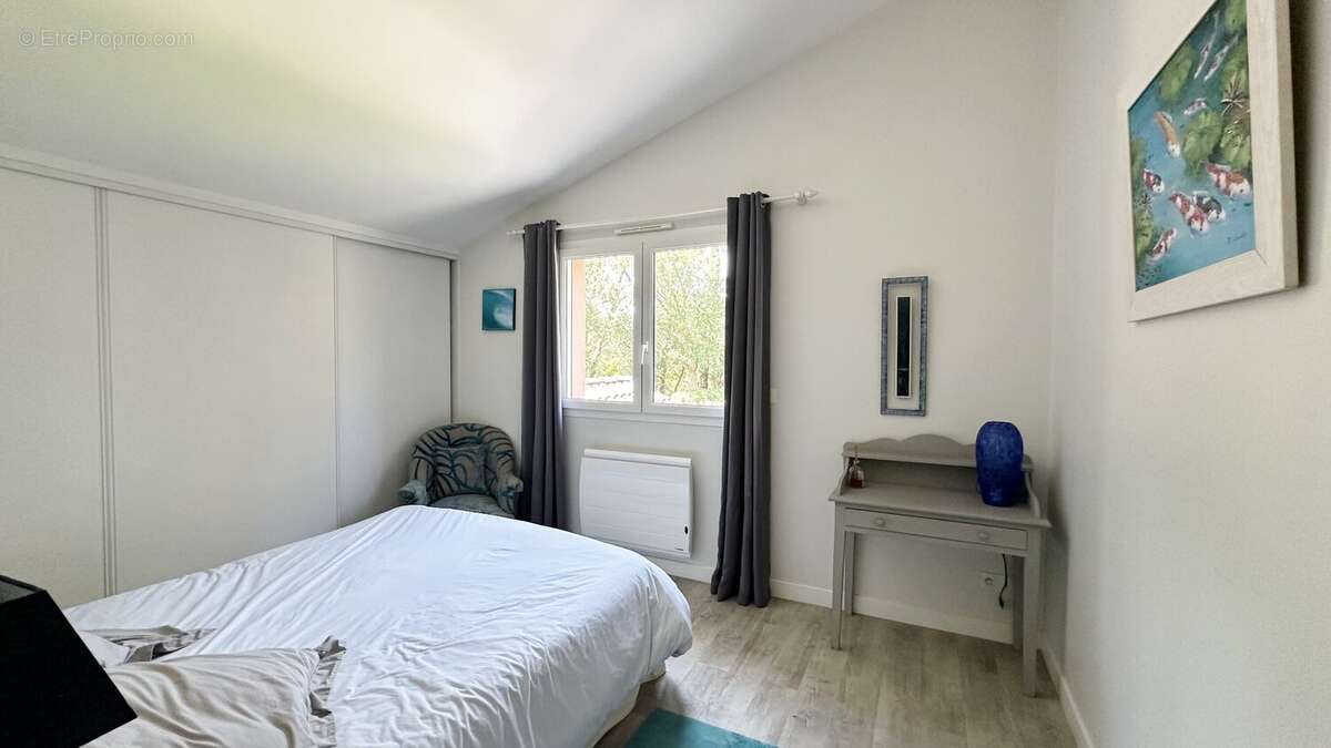 CAPBRETON  Quartier Les Vignes  Villa contemporaine avec piscine, grand jardin et dépendance - photo 17