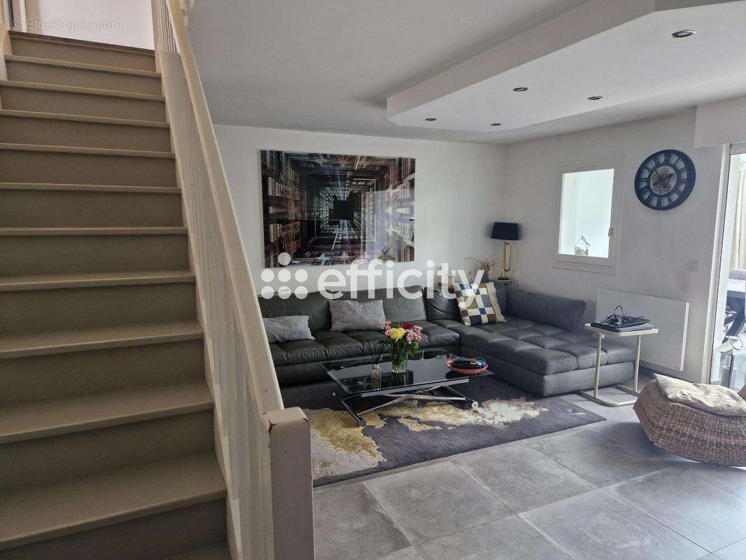 Maison à MONTIGNY-LE-BRETONNEUX