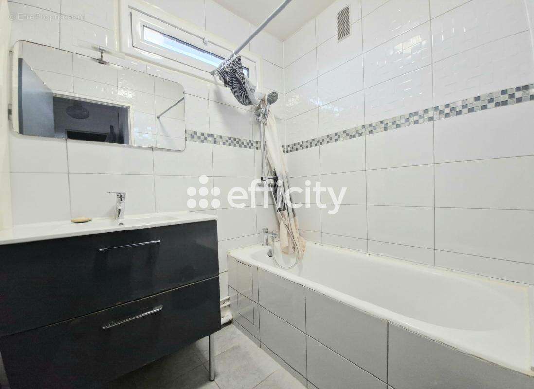Appartement à BONDY