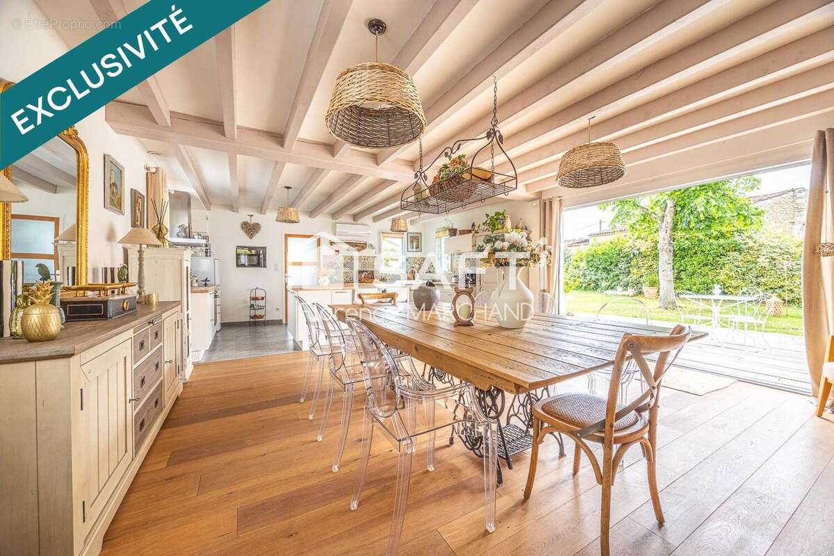 Photo 2 - Maison à SAINT-SYMPHORIEN