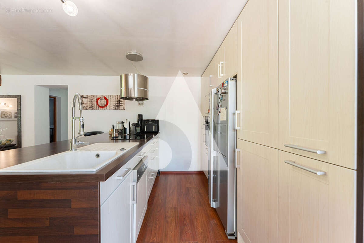 Maison à LE THOLONET