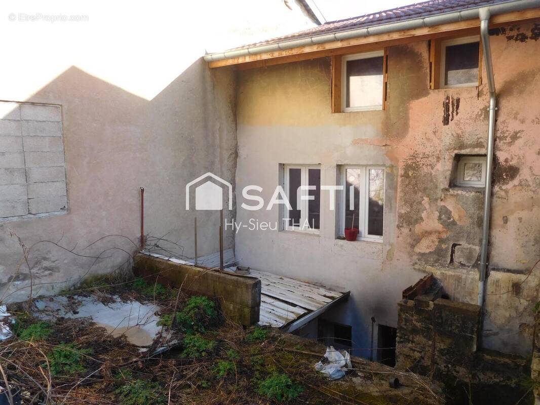 Photo 1 - Maison à MONTREAL-LA-CLUSE