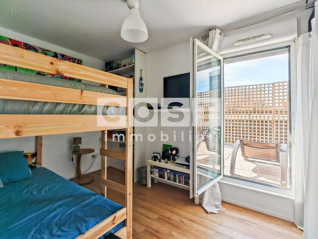 Appartement à GENNEVILLIERS