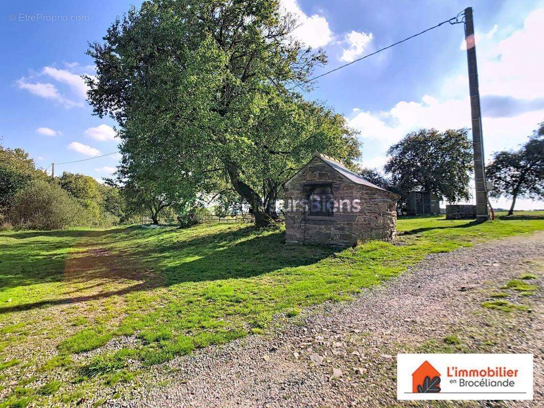 Maison à PLELAN-LE-GRAND