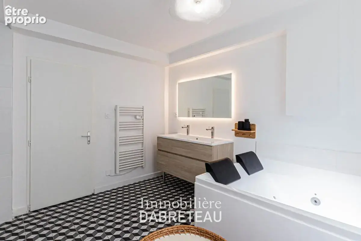 Appartement Duplex Villeurbanne - 63.48m2 - photo 10
