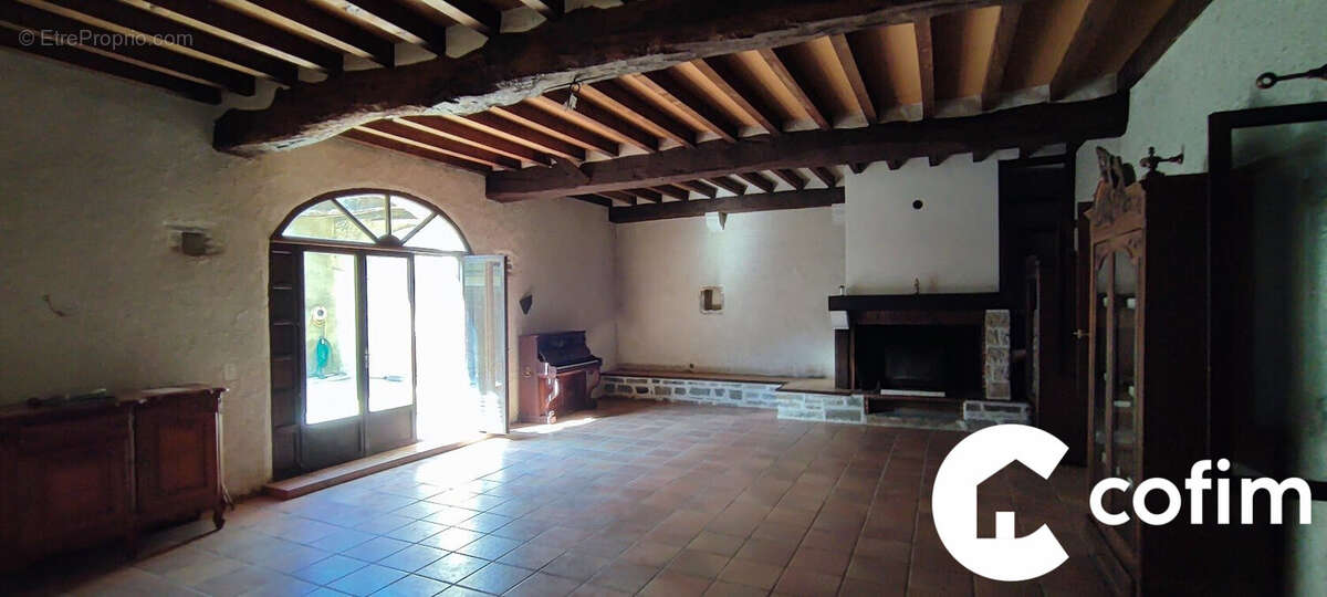 Maison à ESCOUT