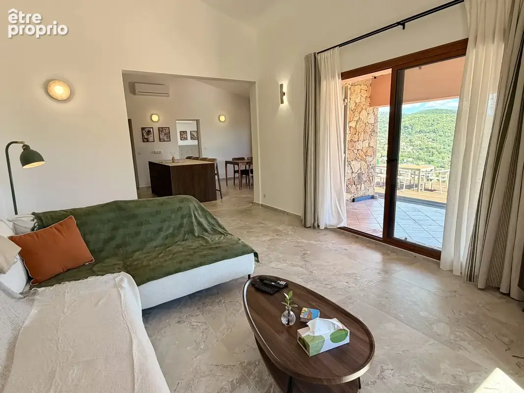 Villa de plain-pied entièrement rénovée avec vue panoramique - photo 12