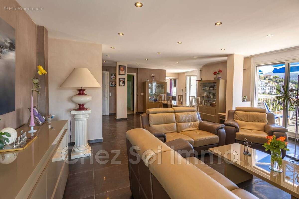 Appartement à NICE