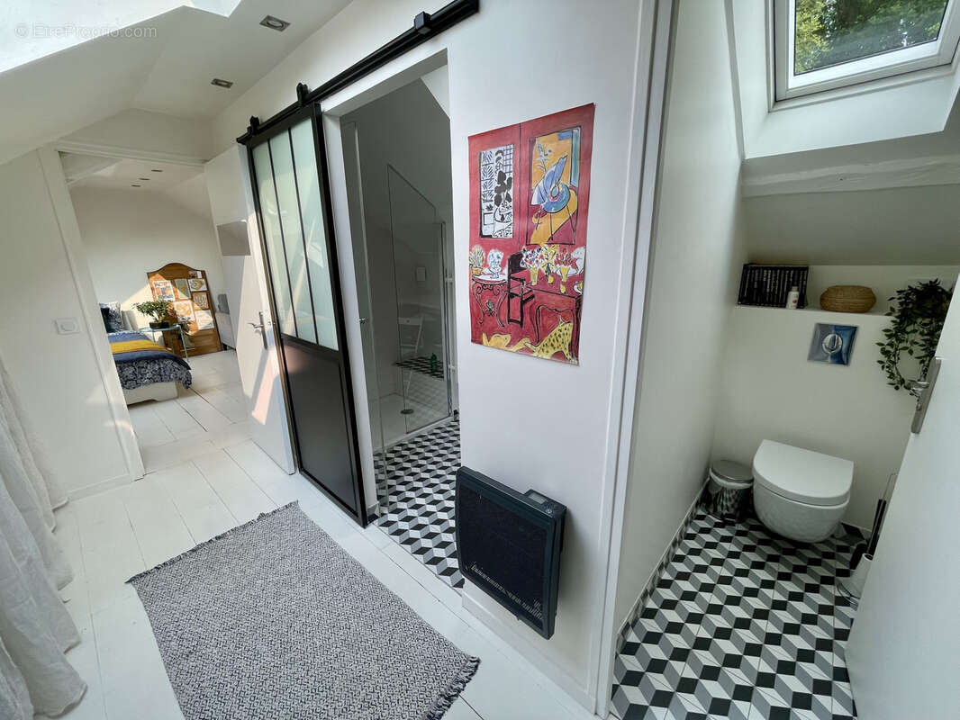 Maison à LES MESNULS