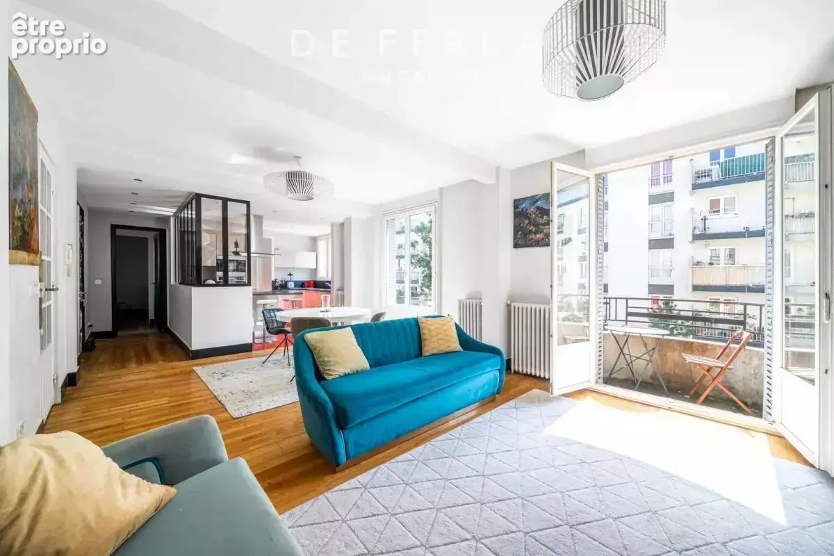 Appartement à PARIS-14E
