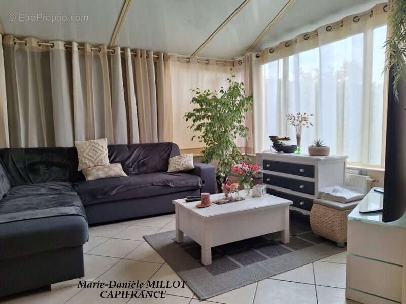 Maison à BONCHAMP-LES-LAVAL