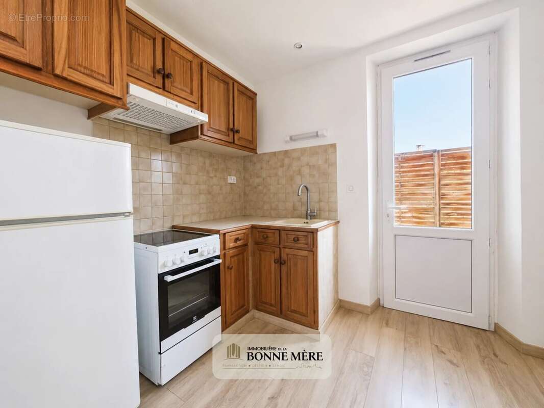 Appartement 42 m² à Marseille-12e  - photo 8