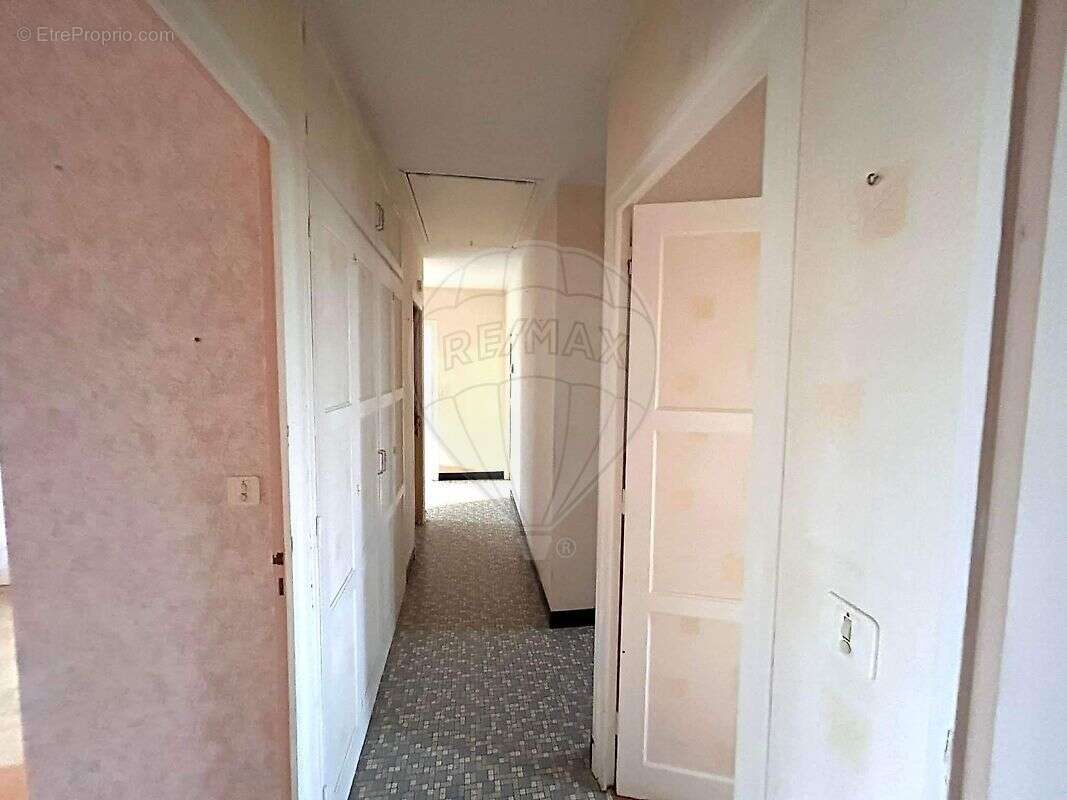 Maison à LA GUERCHE-SUR-L&#039;AUBOIS