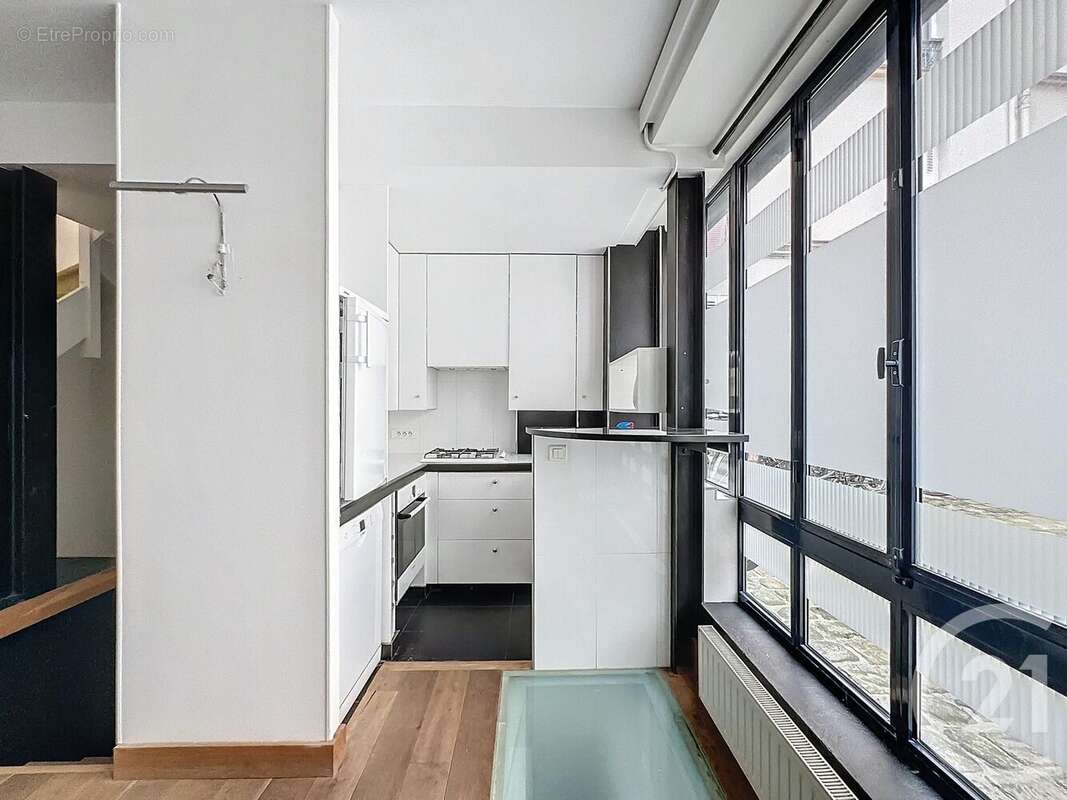 Appartement à PARIS-20E