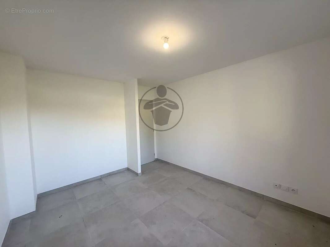 Maison à SAINT-BAUZILLE-DE-PUTOIS