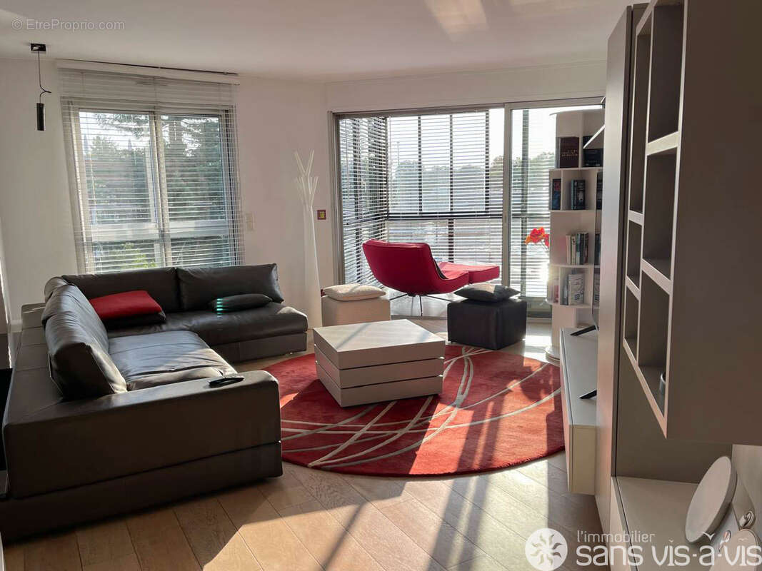 Appartement à SURESNES