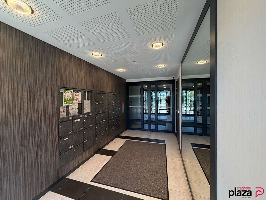 Appartement Ferney Voltaire 3 pièce(s) - photo 12