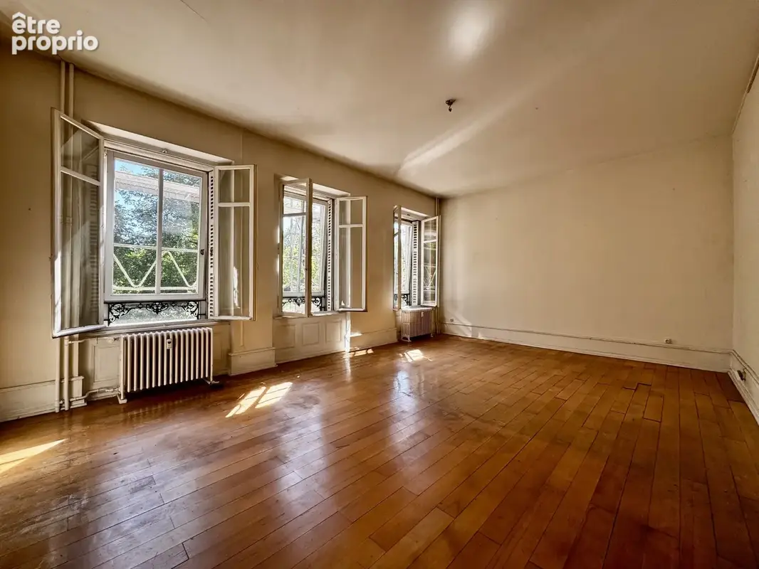 Magnifique appartement 6 pièces dans l'ancien. Situation exceptionnelle. - photo 3