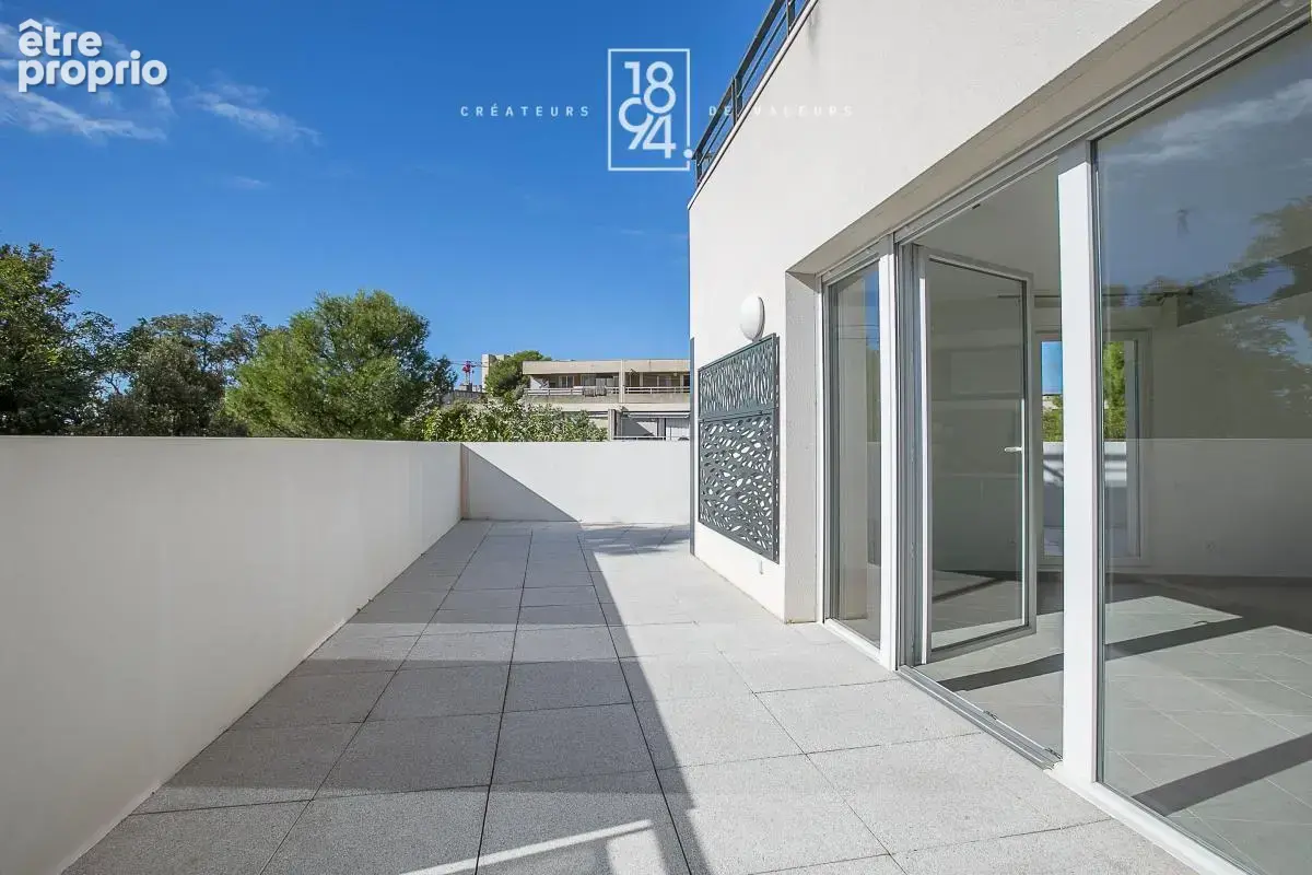 Appartement T3 à vendre Marseille 5ème (13005) I 54 m2 I Terrasse de 46 m2 I SAINT-PIERRE - photo 1