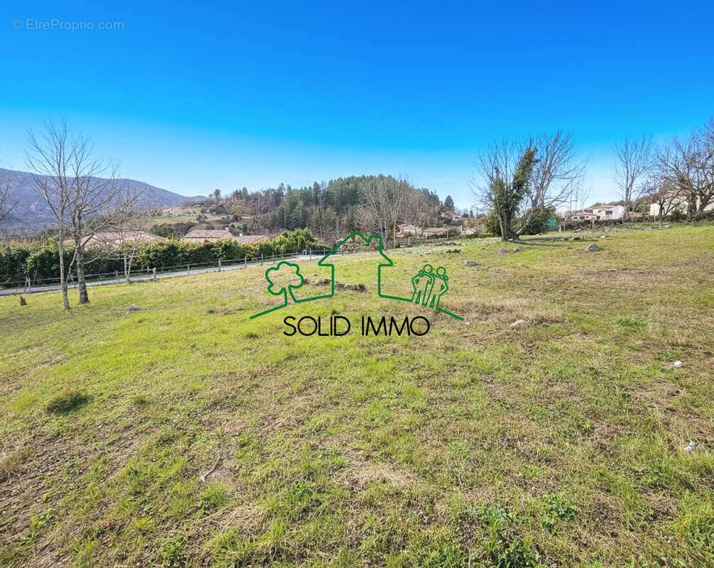 Terrain à FABRAS
