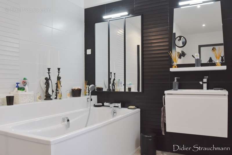 Maison à AIGREFEUILLE-D'AUNIS