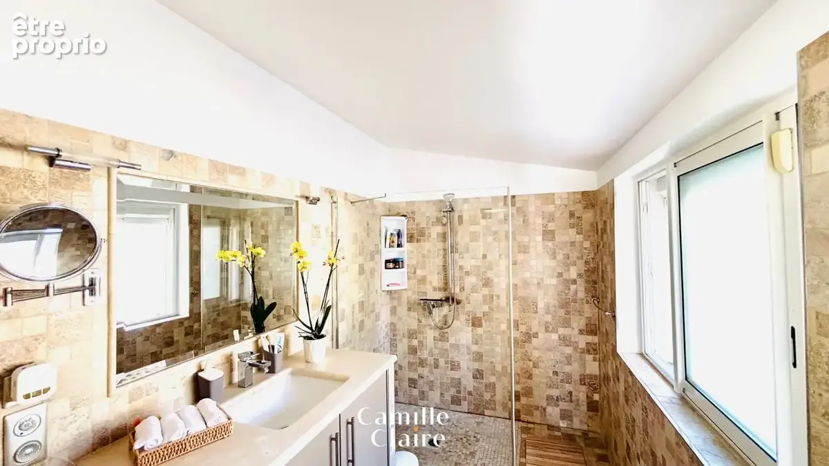 'Prestige' Maison 7 chambres de plain-pied avec piscine, 2 dépendances au calme absolu sur la destrousse - photo 12
