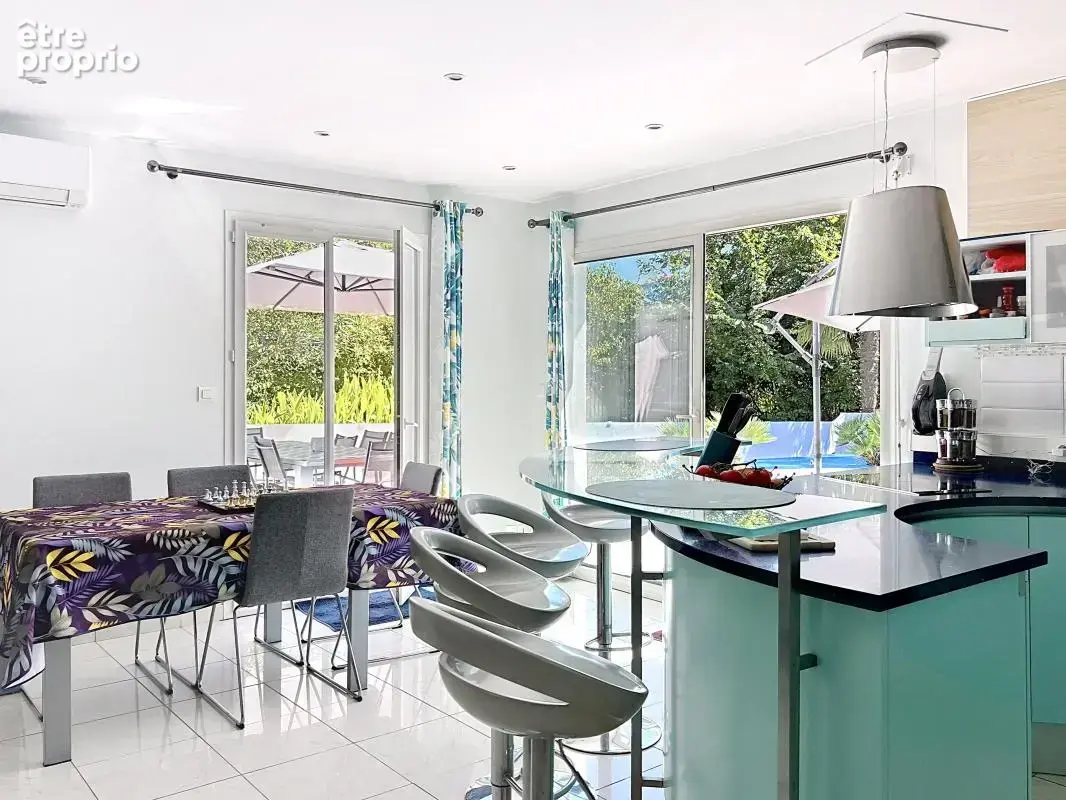 Maison 6 pièces 170 m² à vendre à Saint-Pierre-D'irube (64990) - photo 8