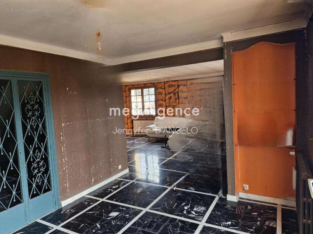 Appartement à SANARY-SUR-MER