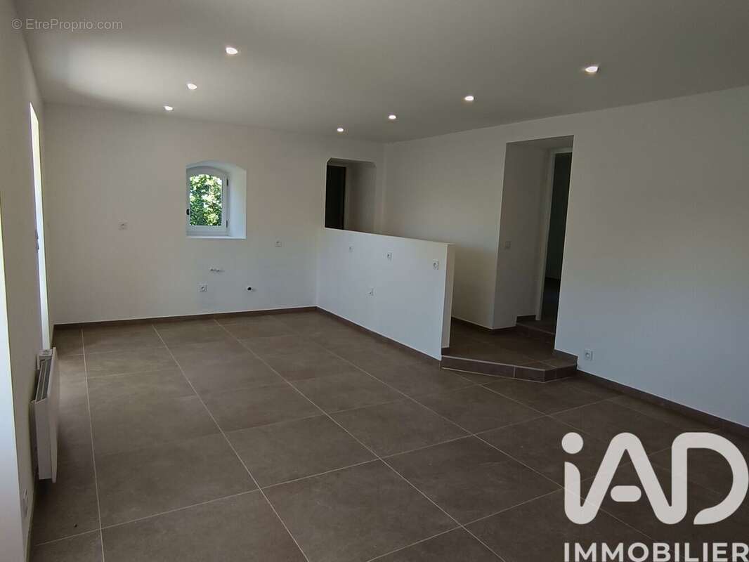 Maison 182 m² à Rosieres  - photo 6