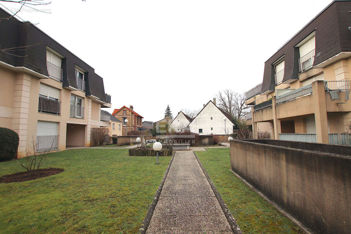 Autre à VILLIERS-SUR-MARNE